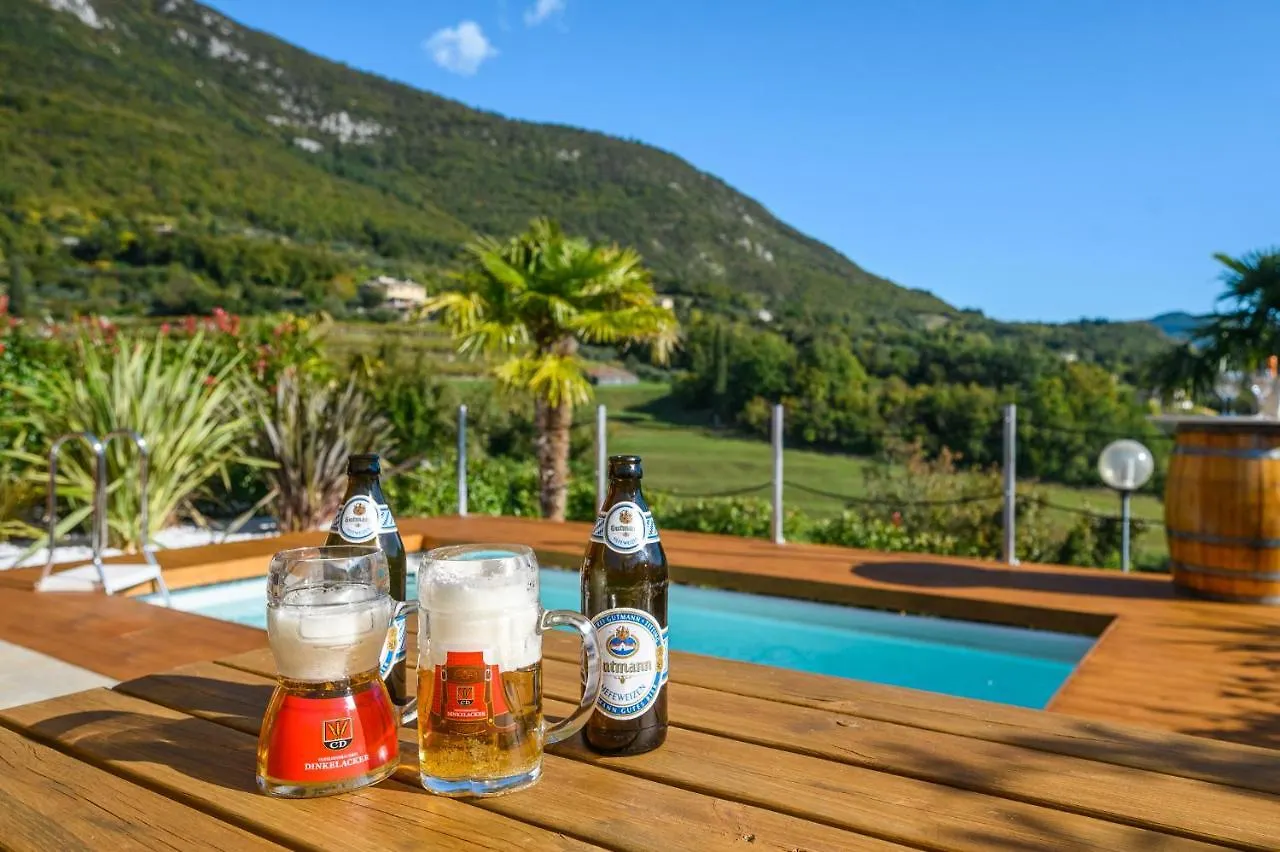 Bed and Breakfast BellaVista Caprino Veronese 0*,  Italia